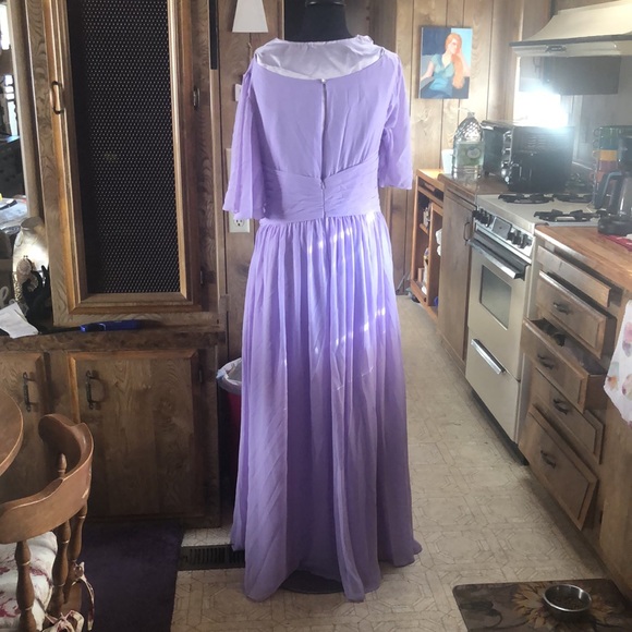 Lilac Maid of Honor Wedding Dress/Gown from AW Bridal! Free Size - Picture 4 of 17
